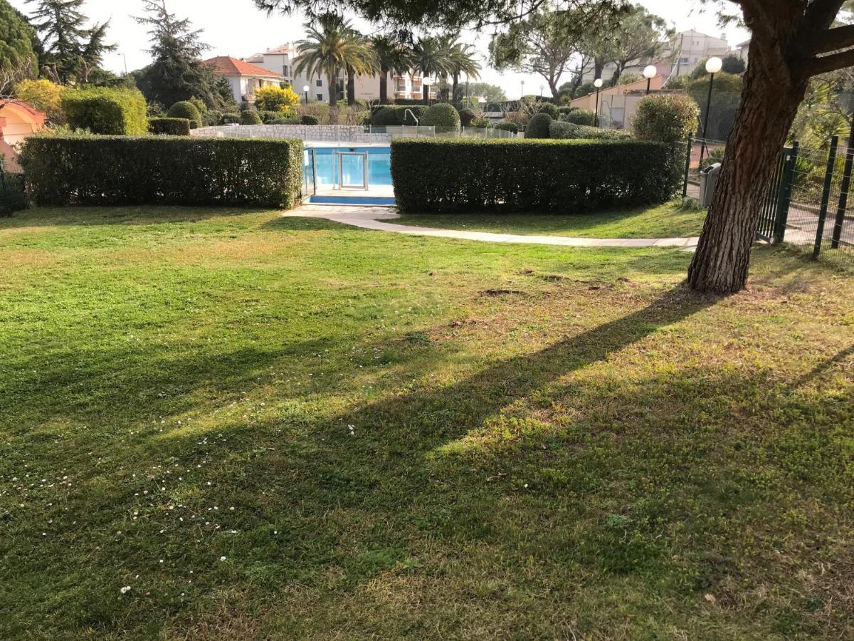 Appartement 2 Pieces, Renove, 2 Piscines+Tennis, Mer, Climatisation Antibes Luaran gambar